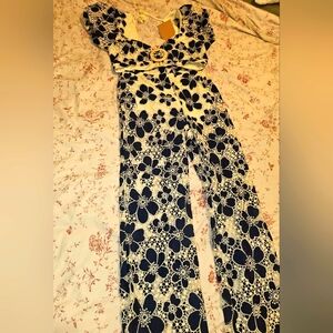 NWT Mainstrip 2 piece floral crochet outfit